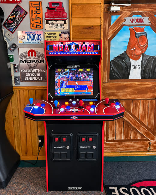 NBA Jam Tournament Edition arcade cabinet
