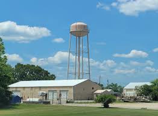 The water tower landmark near Double D's Roadhouse